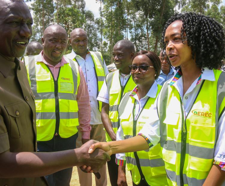 H. E. President William Ruto meeting the REREC staff in a past event. Looking on is the Principal Secretary for Energy Mr. Alex Wachira. 